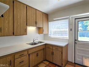 17634 Bromley Street, Encino CA 91316