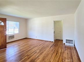 17634 Bromley Street, Encino CA 91316