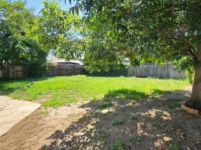 17634 Bromley Street, Encino CA 91316