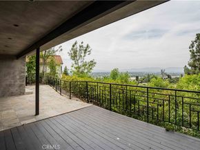 3622 Roberts View, Studio City CA 91604