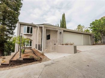 3622 Roberts View