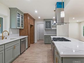 9054 Darby Avenue, Northridge CA 91325