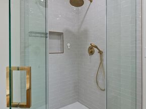 9054 Darby Avenue, Northridge CA 91325