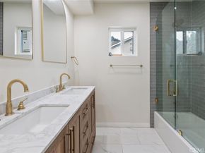 9054 Darby Avenue, Northridge CA 91325