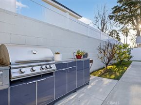 6644 Atoll Avenue, North Hollywood CA 91606