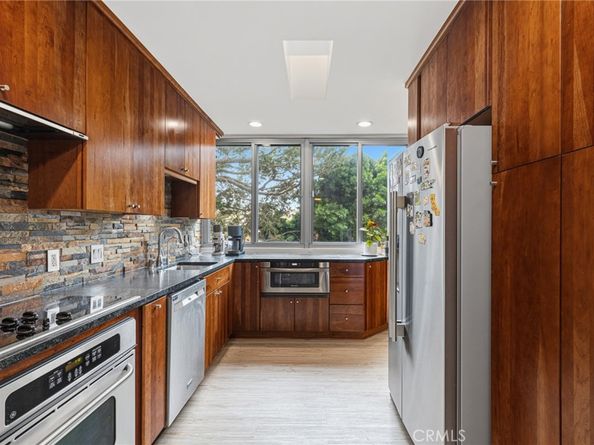 8701 Delgany Avenue 110, Playa Del Rey CA 90293