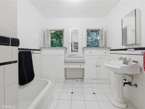 4916 W 12th Street, Los Angeles CA 90019