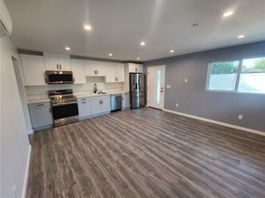 9033 Lindley Avenue, Northridge CA 91325