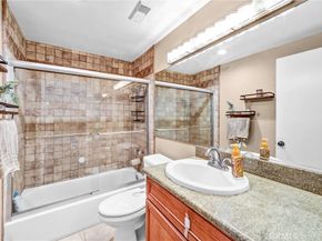 20235 Keswick Street 213, Winnetka CA 91306