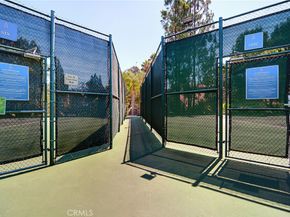 5500 Owensmouth Avenue 311, Woodland Hills CA 91367