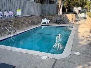 4325 Whitsett, Studio City CA 91604