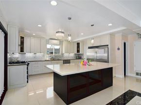 6508 Moorcroft Avenue, Woodland Hills CA 91303