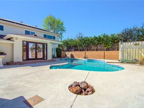 6508 Moorcroft Avenue, Woodland Hills CA 91303