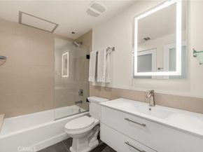 939 S Broadway #1001, Los Angeles CA 90015