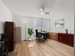 1 3rd Place 2, Long Beach CA 90802