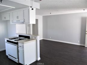 4823 W 118th Place, Hawthorne CA 90250