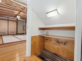10517 Cushdon Avenue, Los Angeles CA 90064