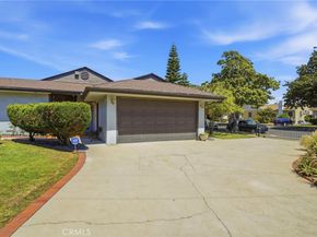 8525 Mcconnell, Los Angeles CA 90045