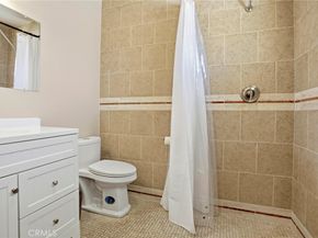 8525 Mcconnell, Los Angeles CA 90045
