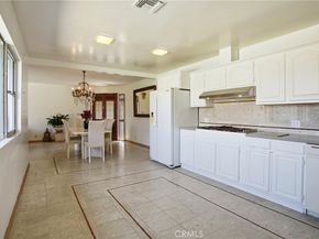 8525 Mcconnell, Los Angeles CA 90045