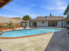 8525 Mcconnell, Los Angeles CA 90045