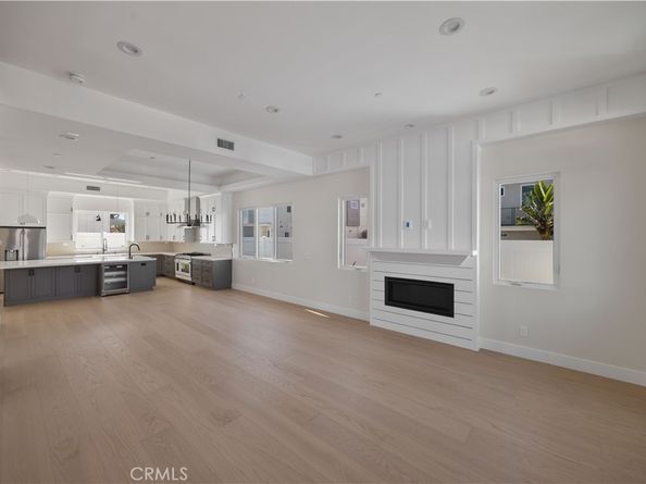 2100 Harriman Lane, Redondo Beach CA 90278