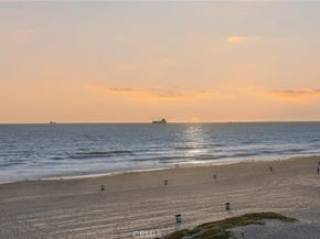 2516 The Strand, Manhattan Beach CA 90266