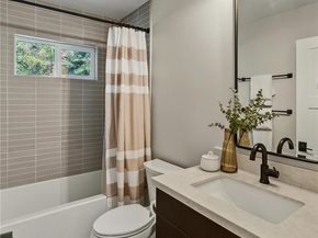 4248 Mclaughlin Avenue, Los Angeles CA 90066