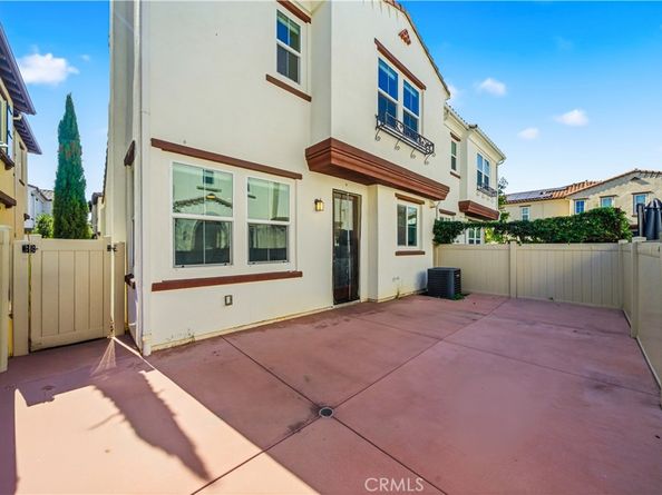 4104 Vela Way, Oceanside CA 92057