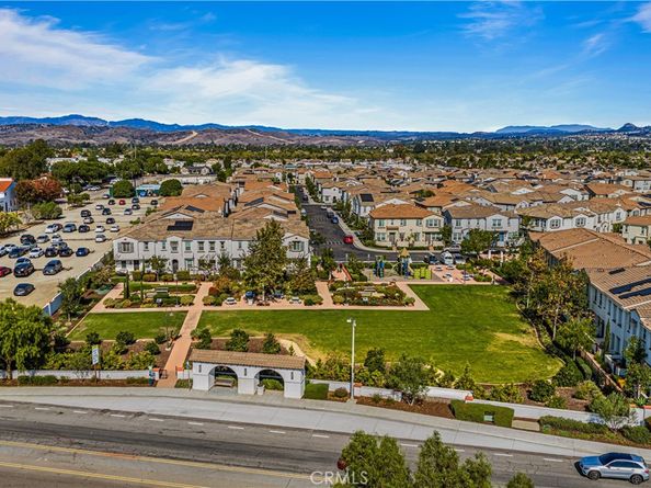 4104 Vela Way, Oceanside CA 92057