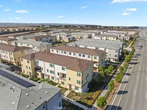 5464 Seacliff 25, Otay Mesa CA 92154