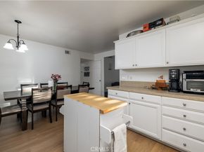 2536 White Oak 2, Escondido CA 92027