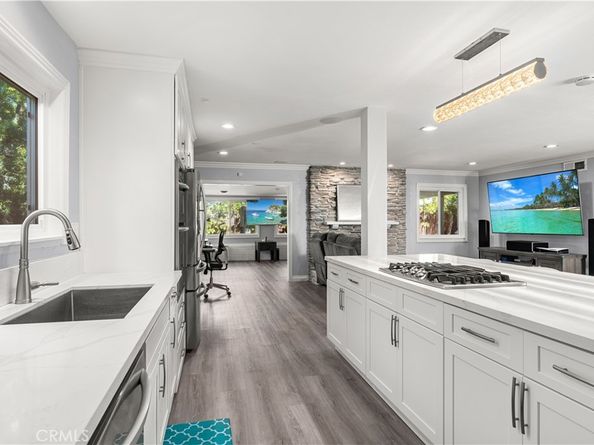 1170 Gleneagles, Costa Mesa CA 92627