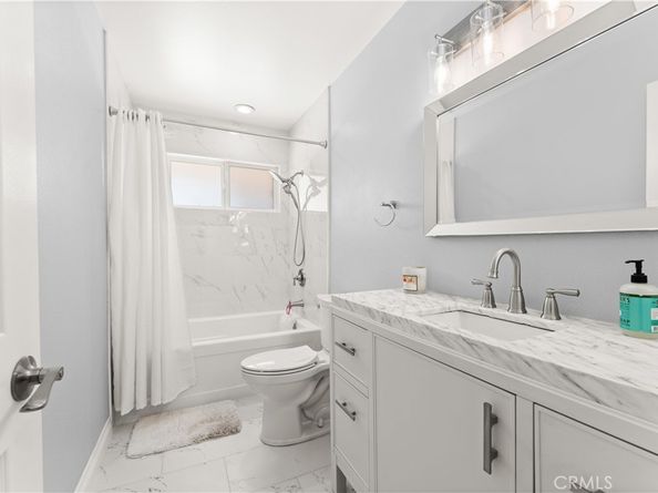 1170 Gleneagles, Costa Mesa CA 92627