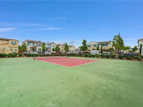 5584 Kate Way 10, Fontana CA 92336