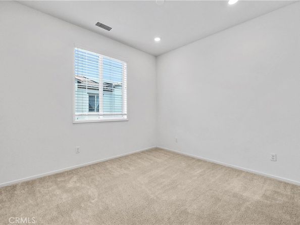 5584 Kate Way 10, Fontana CA 92336