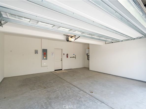 5584 Kate Way 10, Fontana CA 92336