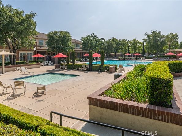 5584 Kate Way 10, Fontana CA 92336