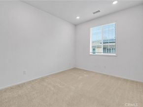 5584 Kate Way 10, Fontana CA 92336