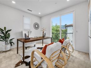 5584 Kate Way 10, Fontana CA 92336