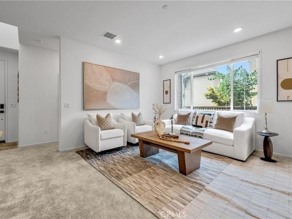 5584 Kate Way 10, Fontana CA 92336