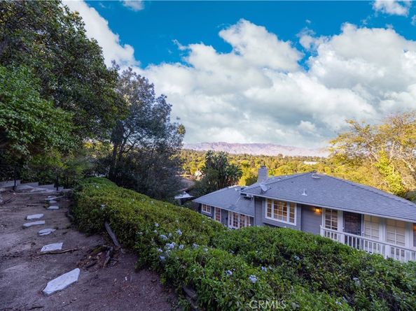 355 Malcolm Drive, Pasadena CA 91105