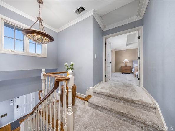 355 Malcolm Drive, Pasadena CA 91105