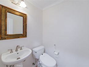 22 Arborside, Irvine CA 92603