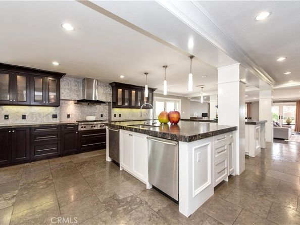 111 Hillcrest, Irvine CA 92603