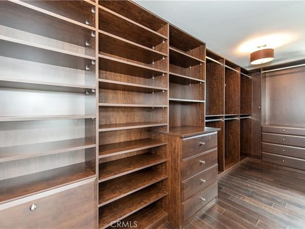 111 Hillcrest, Irvine CA 92603