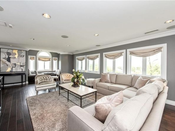 111 Hillcrest, Irvine CA 92603