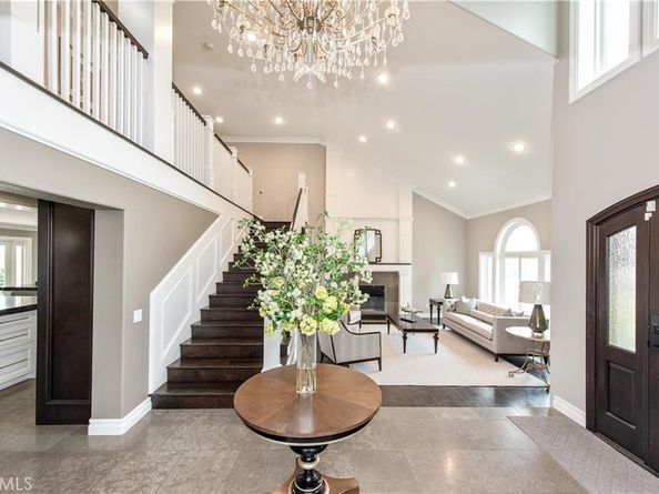 111 Hillcrest, Irvine CA 92603