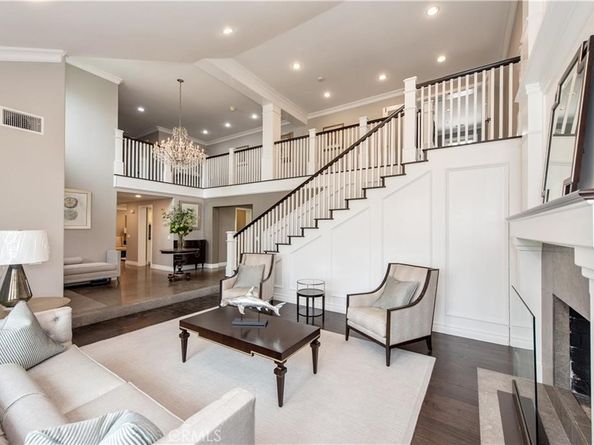 111 Hillcrest, Irvine CA 92603