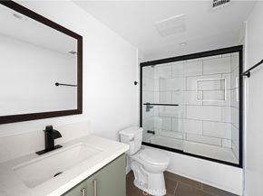 6830 Hazeltine Avenue, Van Nuys CA 91405